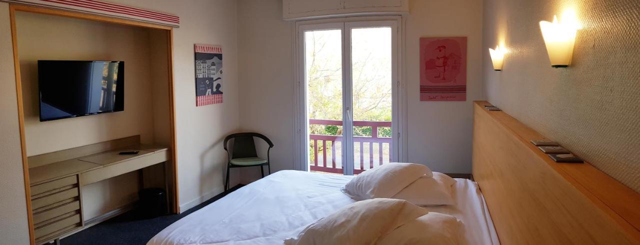 Hotel Pyrenees Atlantique Saint-Pee-sur-Nivelle Exterior photo