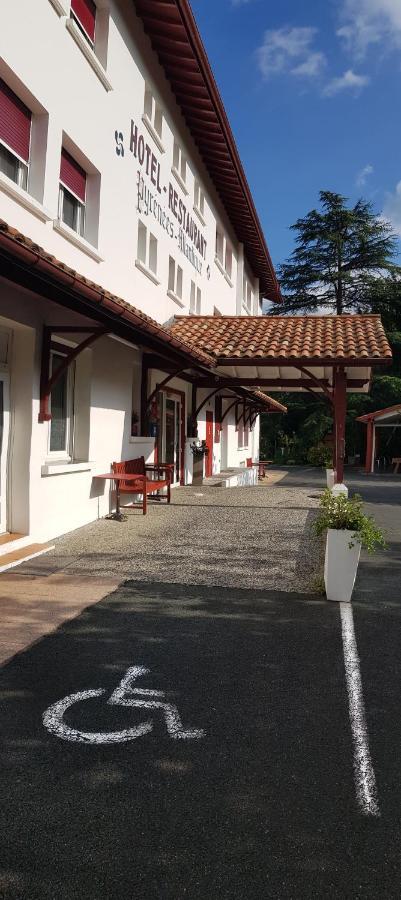 Hotel Pyrenees Atlantique Saint-Pee-sur-Nivelle Exterior photo